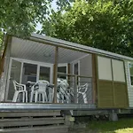 Zecamping 3 Pet Friendly Piscine Couverte Chauffee Et Soirees Animees * Apremont (Vendee)