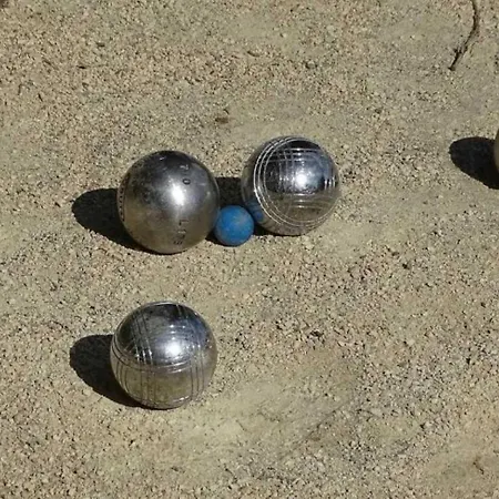 3 Etoiles - Piscine - Cca0gbb אתר קמפינג