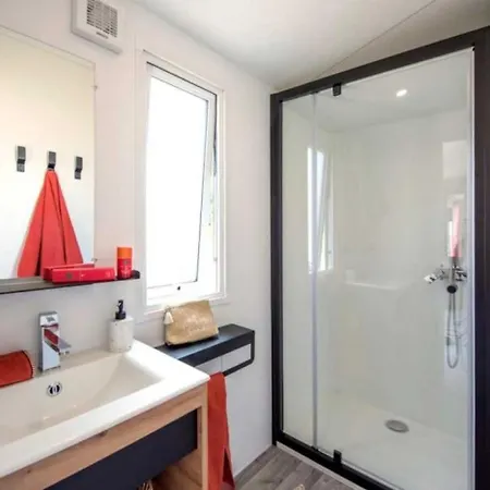 אתר קמפינג 3 Etoiles - Piscine - Cca0gbb *