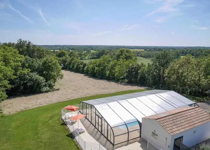 Zecamping 3 Pet Friendly Piscine Couverte Chauffee Et Soirees Animees Kemp