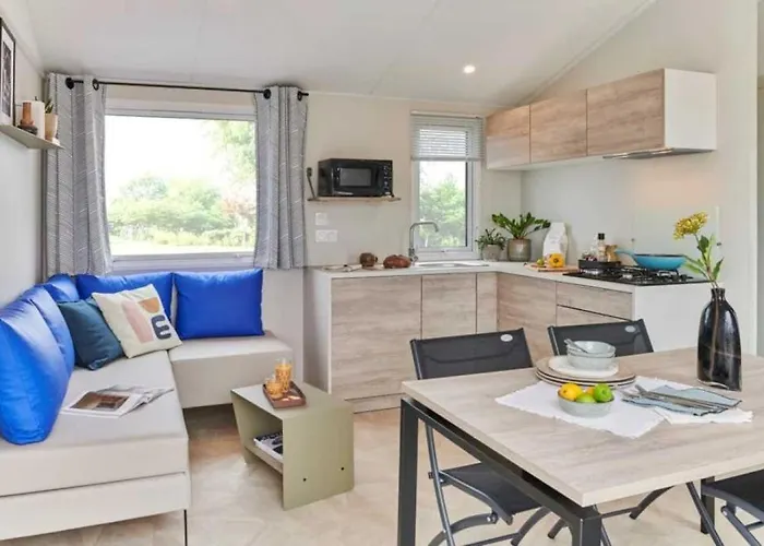 Zecamping 3 Pet Friendly Piscine Couverte Chauffee Et Soirees Animees