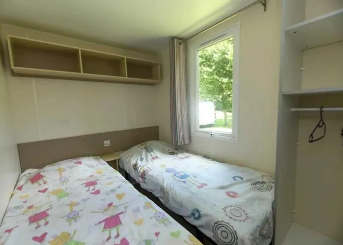 Zecamping 3 Pet Friendly Piscine Couverte Chauffee Et Soirees Animees