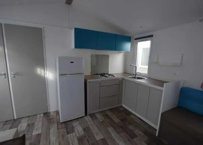 Kemp Zecamping 3 Pet Friendly Piscine Couverte Chauffee Et Soirees Animees Apremont (Vendee)