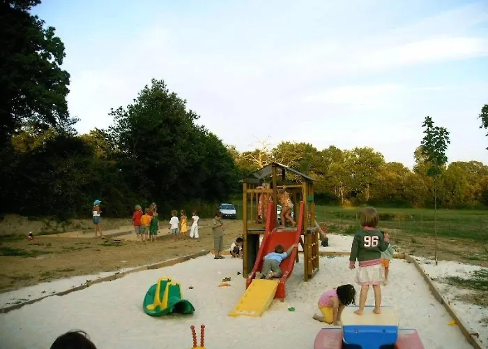 Camping 3 étoiles - Piscine - cca0gae