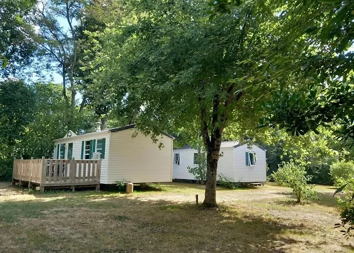 Camping 3 étoiles - Piscine - cca0gae Camping *