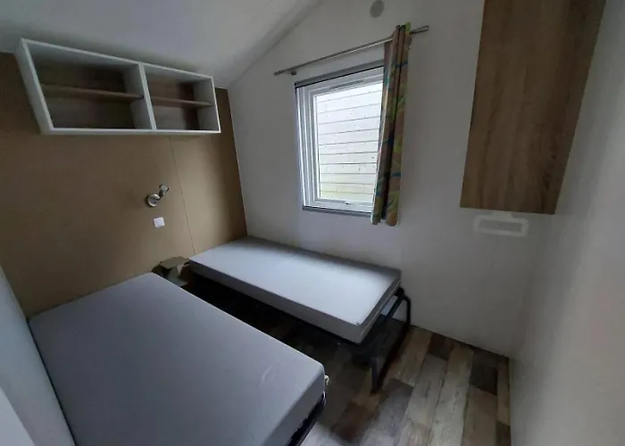 Zecamping 3 Pet Friendly Piscine Couverte Chauffee Et Soirees Animees Kemp