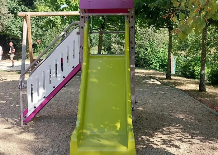 Camping 3 étoiles - Piscine - cca0gae * Apremont (Vendee)