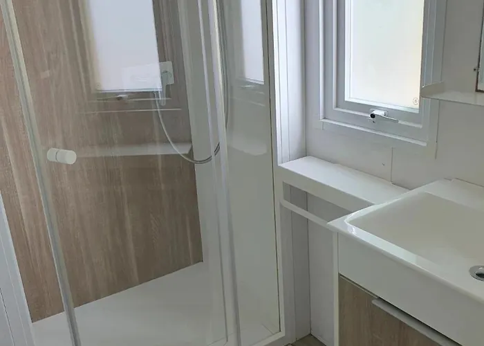 Camping Camping 3 étoiles - Piscine - cca0gae